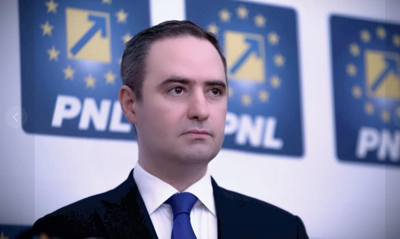 Ministrul Finanțelor a fost demis. Premierul Cîțu a anunțat că i-a transmis președintelui Iohannis cererea de revocare din funcție a lui Alexandru Nazare. - Biziday